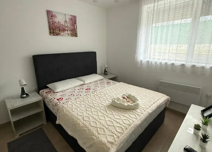 Petra Apartament *